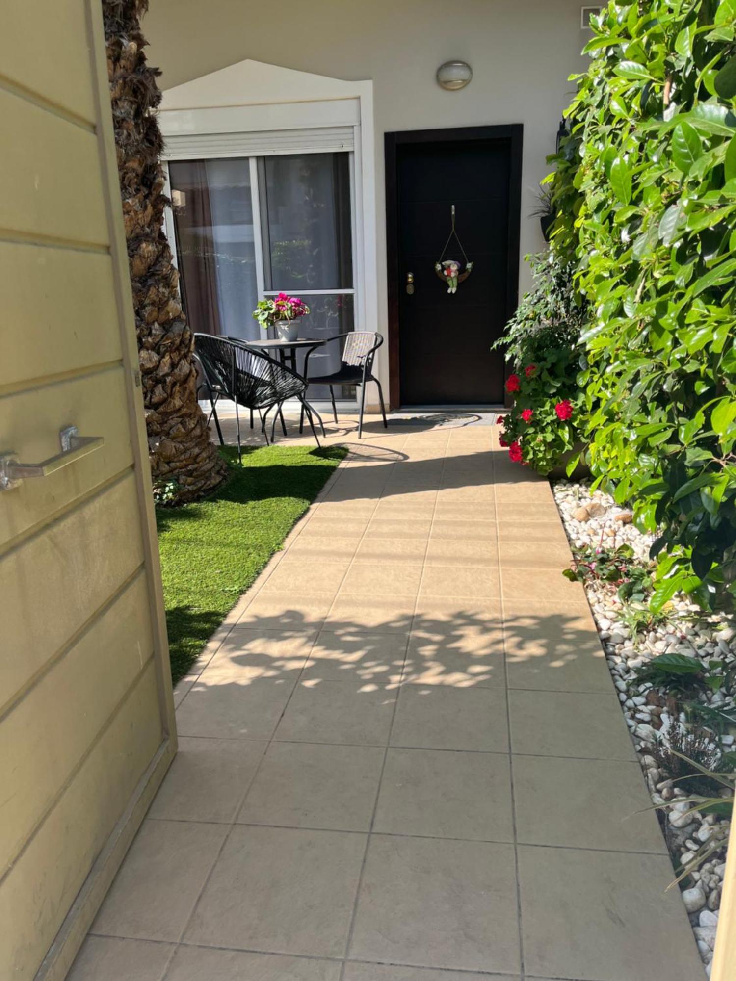 Elegant Glyfada Apartment-Private Garden-Near Metro Athens Ngoại thất bức ảnh