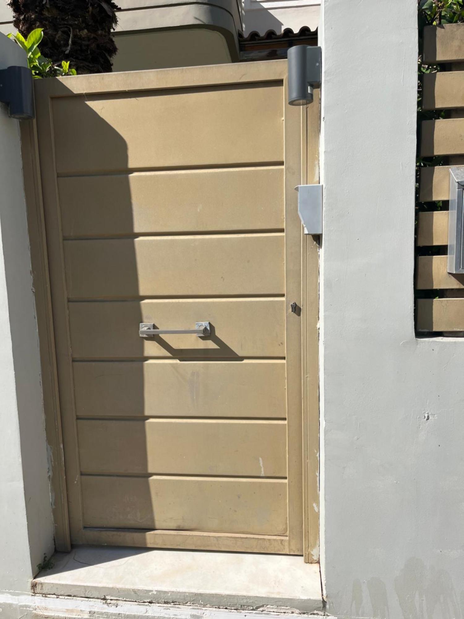 Elegant Glyfada Apartment-Private Garden-Near Metro Athens Ngoại thất bức ảnh